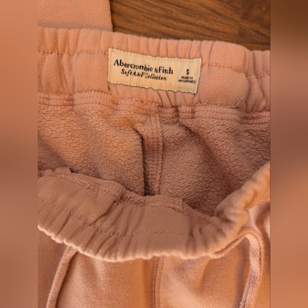🩷 Abercrombie & Fitch Soft AF Collection Baby Pink Sweatpants Joggers - Picture 8 of 8